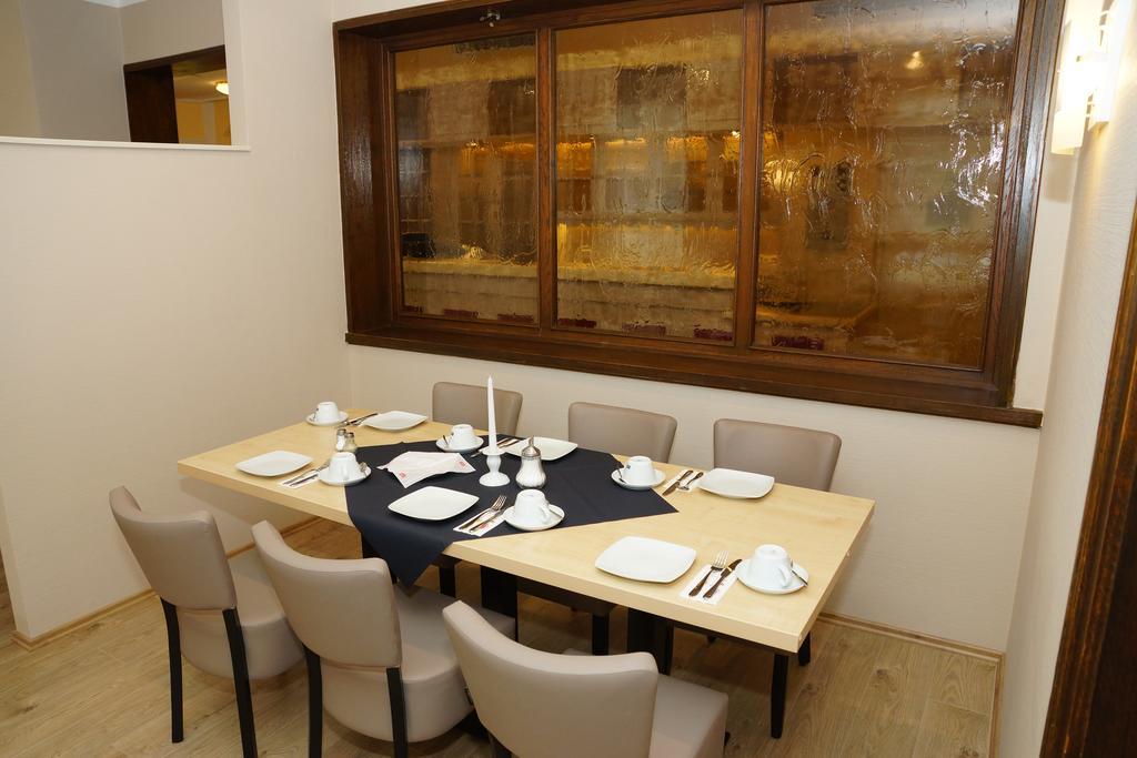 Hotel Deutsches Haus 블롬베르그 외부 사진