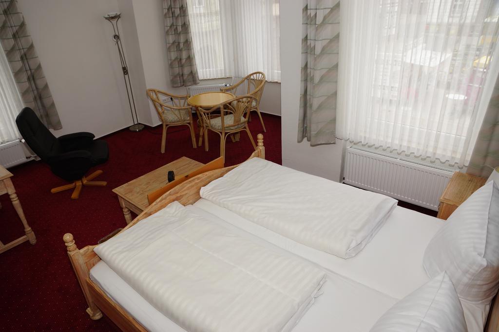 Hotel Deutsches Haus 블롬베르그 외부 사진