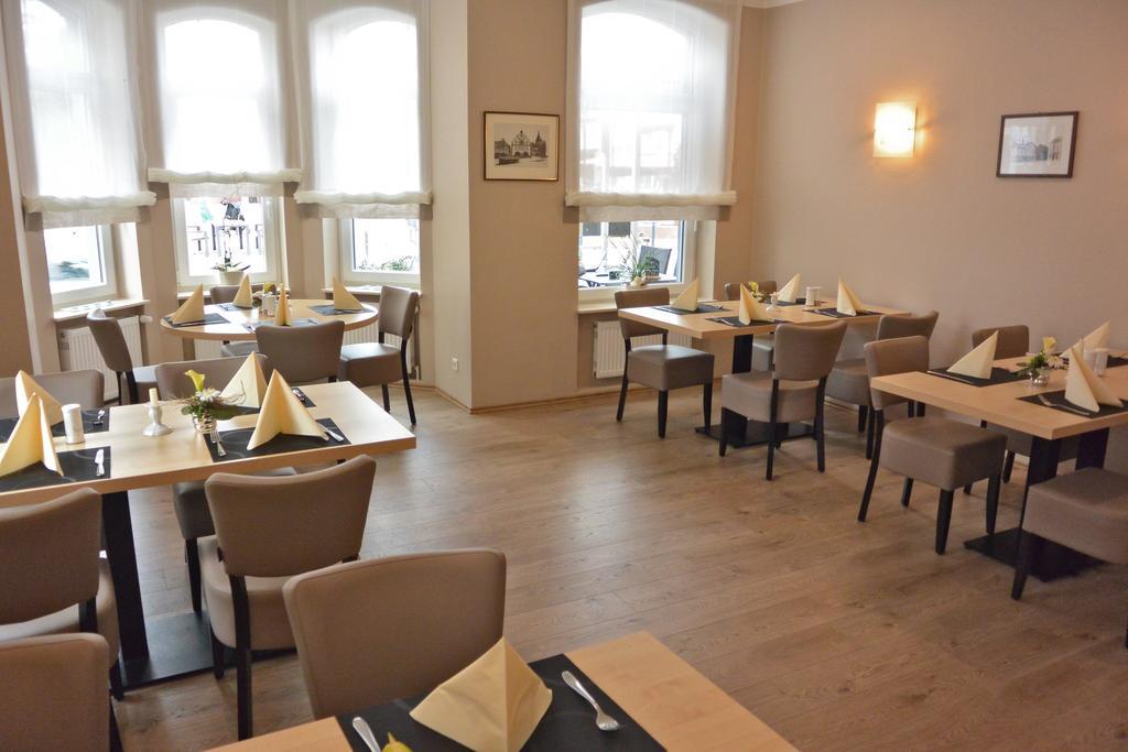 Hotel Deutsches Haus 블롬베르그 외부 사진