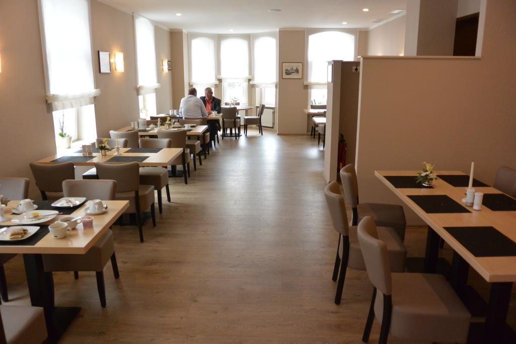 Hotel Deutsches Haus 블롬베르그 외부 사진