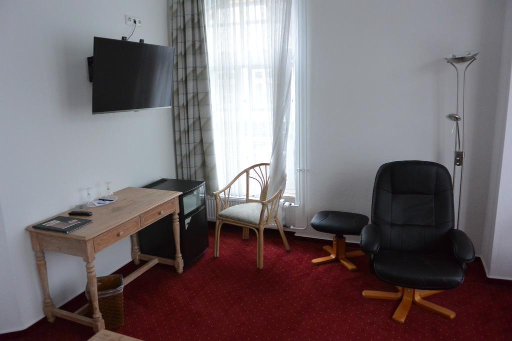 Hotel Deutsches Haus 블롬베르그 외부 사진